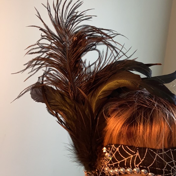 Masquerade Sequined Mask - Picture 4 of 6